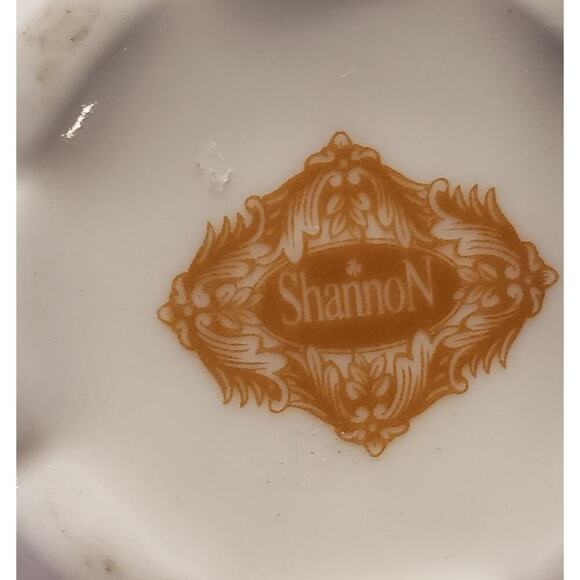 Vintage Shamrock Porcelain Creamer Pitcher 5" Ivy Ireland Irish Shannon Vase - Picture 2 of 16